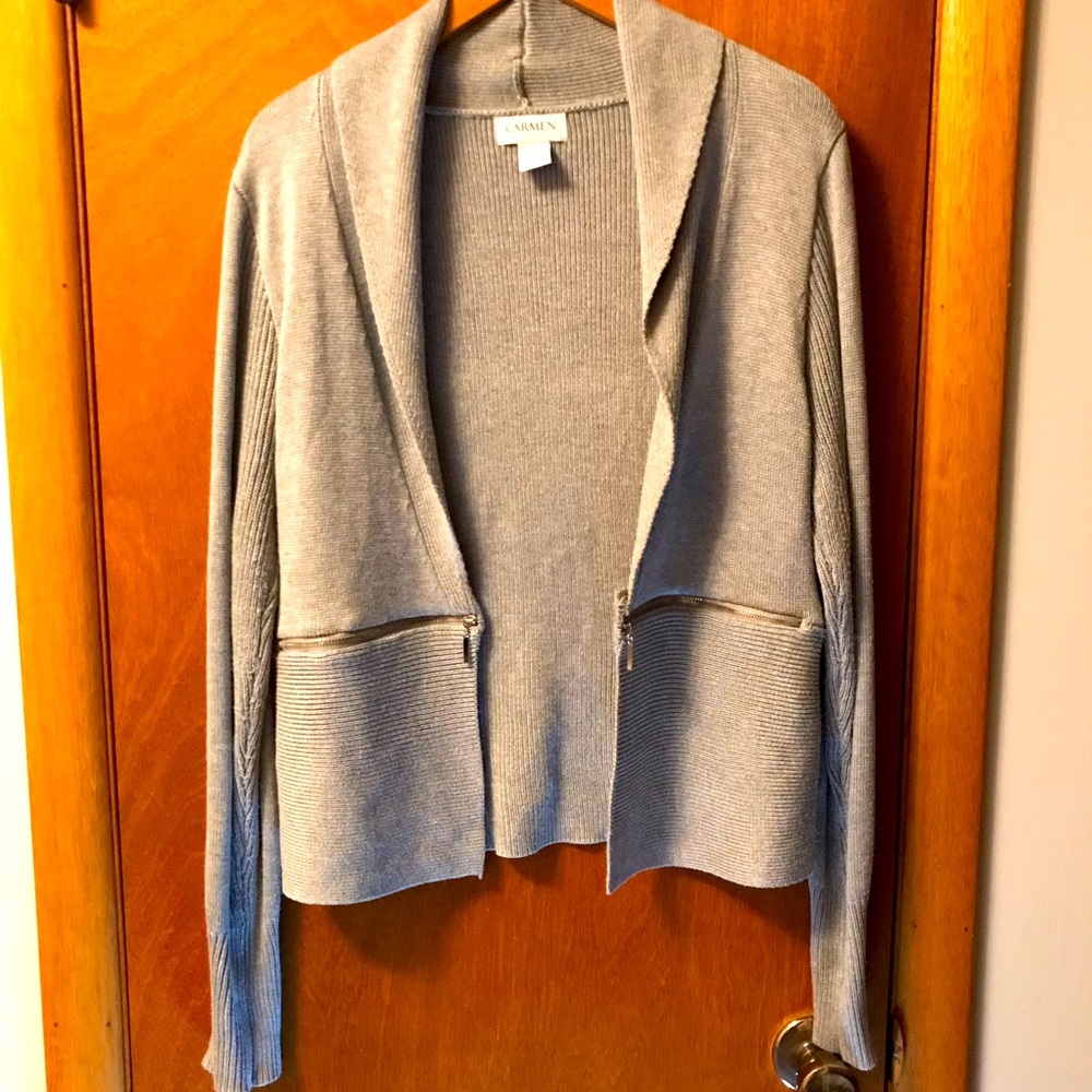 Carmen Marc Valvo Cardigan w/ Zipper Pockets 🥰